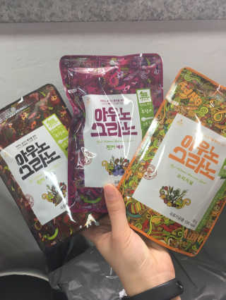 아우노그라노 오리지날, 진짜 베리, 진짜 카카오 — 5점을 준 리뷰어가 2018년 3월 올린 사용 사진