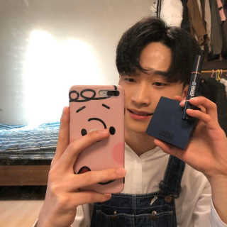 다슈코리아 다슈 맨즈 아쿠아 매트 쿠션 — 4점을 준 리뷰어가 2019년 12월 올린 사용 사진