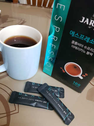 (주)쟈뎅 쟈뎅 에스프레소 스틱 아메리카노 블랙 — 5점을 준 리뷰어가 2018년 10월 올린 사용 사진