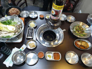 [두툼갈비] 두툼갈비 2인분 + 매콤치즈버섯 set — 5점을 준 리뷰어가 2018년 10월 올린 사용 사진