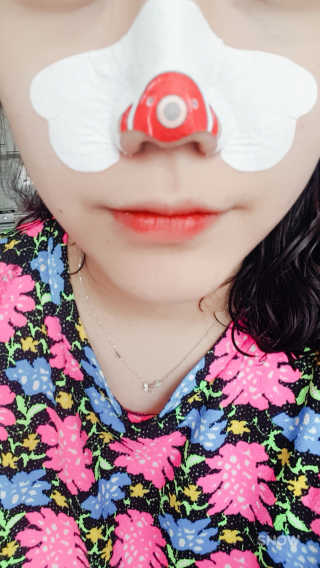 나이팅게일 TAKO PACK NOSE [문어코팩] — 2.33점을 준 리뷰어가 2017년 6월 올린 사용 사진