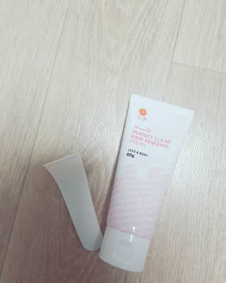 에버앤에버 워너비 퍼펙트 클리어 헤어 리무벌크림 다리+바디용 — 5점을 준 리뷰어가 2018년 5월 올린 사용 사진