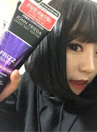 존프리다 프리즈이즈 미라큘러스 샴푸&컨디셔너 — 5점을 준 리뷰어가 2017년 1월 올린 사용 사진
