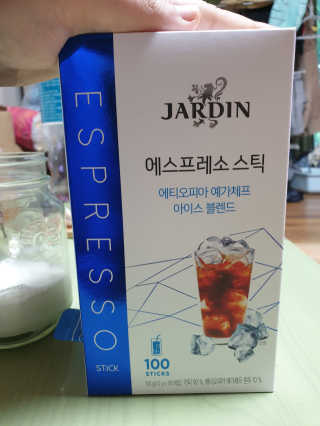 (주)쟈뎅 [쟈뎅] 에스프레소스틱 아이스블렌드 — 5점을 준 리뷰어가 2019년 5월 올린 사용 사진