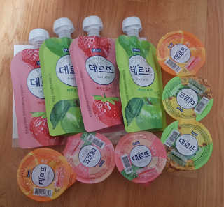 데르뜨 떠먹는 과일 3종, 짜먹는 과일 2종 총 10개 체험 — 3점을 준 리뷰어가 2020년 3월 올린 사용 사진