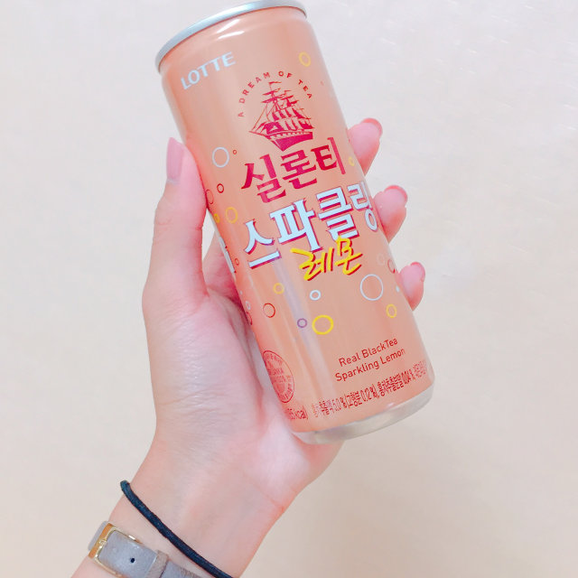 실론티 스파클링 리뷰 사진