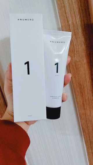 누메로 1 머랭 폼 클렌저 — 4.33점을 준 리뷰어가 2018년 3월 올린 사용 사진