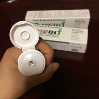 메디프랜천연잇몸치약 메디프랜치약 — 5점을 준 리뷰어가 2018년 5월 올린 사용 사진