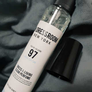 더블유드레스룸 드레스퍼퓸 150ml — 4.33점을 준 리뷰어가 2018년 11월 올린 사용 사진