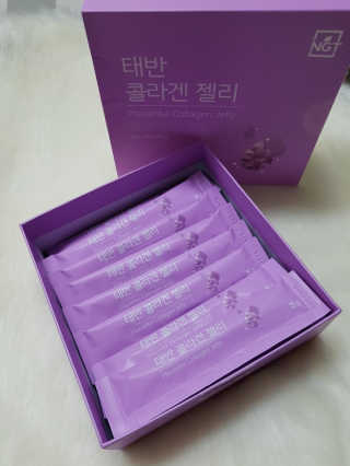 네츄럴굿띵스 태반 콜라겐 젤리 15포 — 5점을 준 리뷰어가 2018년 12월 올린 사용 사진