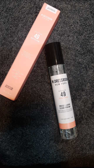 더블유드레스룸 드레스퍼퓸 150ml — 4.33점을 준 리뷰어가 2018년 10월 올린 사용 사진