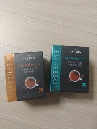 (주)쟈뎅 쟈뎅 에스프레소 스틱 [블랙+헤이즐넛 set] — 5점을 준 리뷰어가 2020년 2월 올린 사용 사진