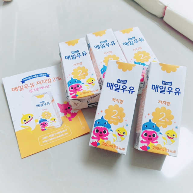 매일우유 저지방 2프로 멸균 핑크퐁 에디션 6입 리뷰 사진