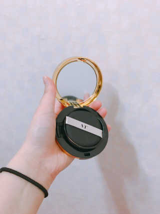 브이티 코스메틱 VT 리얼 콜라겐 팩트 — 4.67점을 준 리뷰어가 2017년 4월 올린 사용 사진