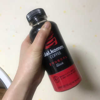 [빙그레] 달콤커피 콜라보 디카페인, 블랙 아메리카노 — 5점을 준 리뷰어가 2019년 1월 올린 사용 사진