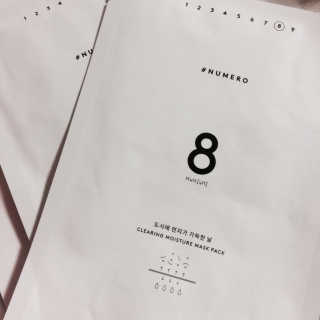 누메로 8 클리어링 모이스처 마스크팩 — 4.5점을 준 리뷰어가 2016년 12월 올린 사용 사진