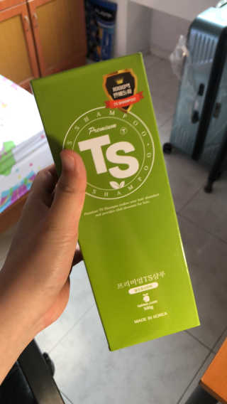 프리미엄 TS 샴푸 — 3.5점을 준 리뷰어가 2019년 2월 올린 사용 사진