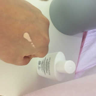 쥴라이Jullai 슈퍼 12 바운스 선 플루이드 SPF50+ PA++++ — 5점을 준 리뷰어가 2019년 7월 올린 사용 사진