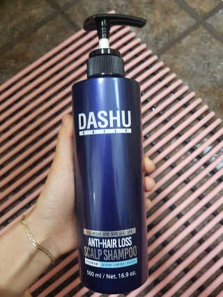 다슈코리아 다슈 데일리 한방 두피 골드 샴푸 500ml — 5점을 준 리뷰어가 2018년 5월 올린 사용 사진