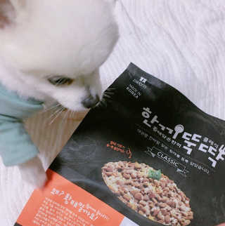 [펫토리아] 맛도 영양도 BEST 한끼뚝딱 강아지 사료 — 3점을 준 리뷰어가 2018년 12월 올린 사용 사진