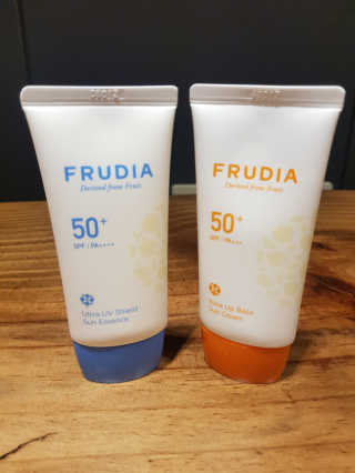 [후르디아] 혼합자차 선 에센스+톤업 선크림 2종 — 4점을 준 리뷰어가 2019년 5월 올린 사용 사진