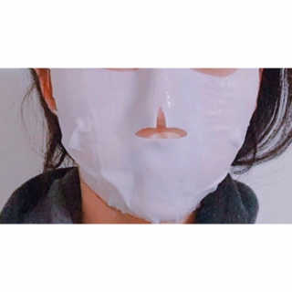 23years old 코쿤 윌로우 실키 마스크 — 3.5점을 준 리뷰어가 2018년 11월 올린 사용 사진