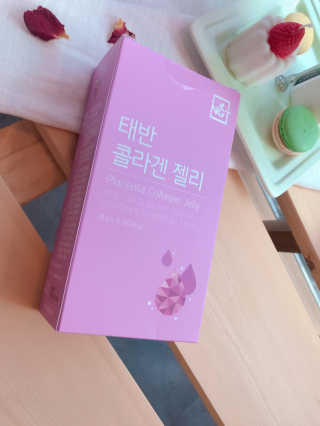 네츄럴굿띵스 태반 콜라겐 젤리 15포 — 4점을 준 리뷰어가 2019년 7월 올린 사용 사진