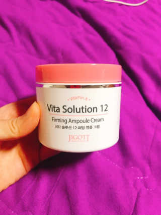 지고트 비타솔루션12 퍼밍 앰플 크림 100ml — 5점을 준 리뷰어가 2019년 7월 올린 사용 사진