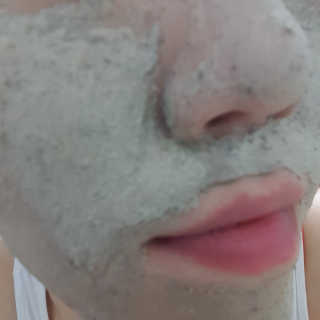 글랜무어 디톡 제올라이트 클리어링 버블 팩 — 4점을 준 리뷰어가 2018년 5월 올린 사용 사진