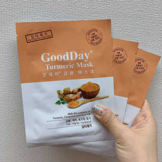 GoodDay Skincare GoodDay 강황 마스크 — 5점을 준 리뷰어가 2019년 6월 올린 사용 사진