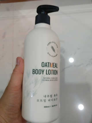 (주)에네스티 내추럴 촉촉  오트밀 바디로션 500ml — 5점을 준 리뷰어가 2019년 12월 올린 사용 사진