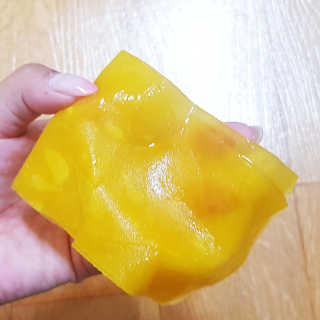 GoodDay Skincare GoodDay 강황 마스크 — 3점을 준 리뷰어가 2019년 6월 올린 사용 사진