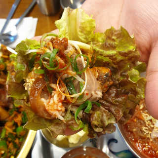 [동네맛집족발] 4개 족발 중 택1 — 5점을 준 리뷰어가 2019년 12월 올린 사용 사진