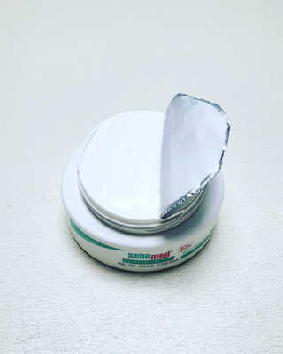 세바메드 우레아 수분폭탄크림 50ml — 5점을 준 리뷰어가 2019년 12월 올린 사용 사진