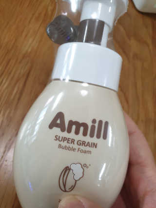 에이밀 슈퍼 그레인 버블 폼 200ml — 5점을 준 리뷰어가 2019년 9월 올린 사용 사진
