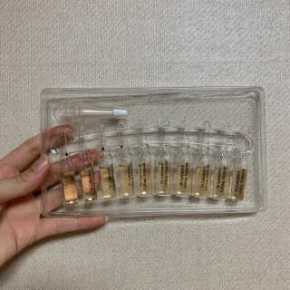 크리앙홀딩스 닥터 락슈미라 4D 리프팅 앰플 — 5점을 준 리뷰어가 2019년 9월 올린 사용 사진