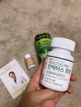 라플레 염창환 박사의 3세대 유산균, 인빅터스 프로 — 4.83점을 준 리뷰어가 2018년 11월 올린 사용 사진