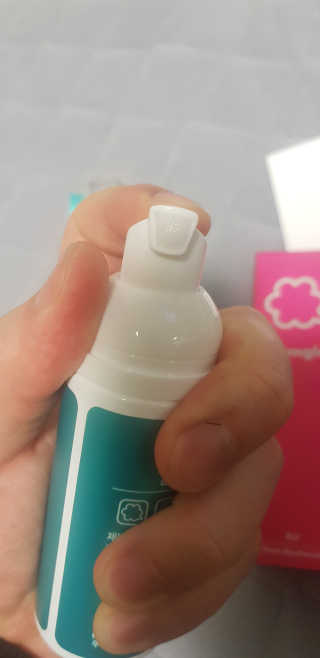 폼글 I foamgle [폼글] 거품가글 50ml 3종 - 민트, 라벤더, 라즈베리 — 5점을 준 리뷰어가 2019년 11월 올린 사용 사진