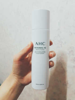 AHC 에이 에이치 씨 미니멀 10 워터리 에센스 — 4점을 준 리뷰어가 2018년 11월 올린 사용 사진
