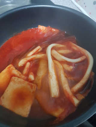 두번째 국떡 국가대표 떡볶이 1팩 + 영미칩 2봉 증정 — 3.5점을 준 리뷰어가 2019년 2월 올린 사용 사진