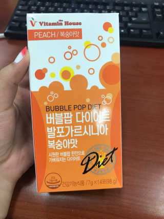 비타민하우스 버블팝 다이어트 발포가르시니아 청포도/복숭아 — 4.83점을 준 리뷰어가 2017년 5월 올린 사용 사진