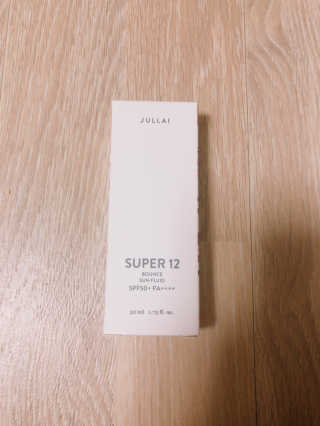 쥴라이Jullai 슈퍼 12 바운스 선 플루이드 SPF50+ PA++++ — 4.5점을 준 리뷰어가 2019년 8월 올린 사용 사진