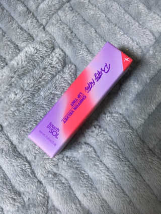 터치인솔 프리티필터 쉬폰 벨벳 립틴트 비비드팝 컬렉션 — 4점을 준 리뷰어가 2019년 3월 올린 사용 사진