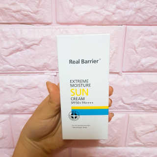 리얼베리어 익스트림 모이스처 선크림 SPF50+ PA++++ — 5점을 준 리뷰어가 2019년 4월 올린 사용 사진