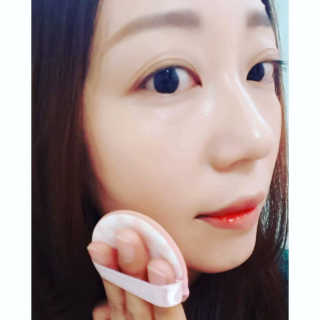셀레뷰 스타 시크릿 쿠션 — 4.67점을 준 리뷰어가 2018년 3월 올린 사용 사진