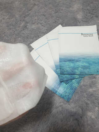 고보습에 화이트닝 아미모네 바다마스크팩 10매입 — 5점을 준 리뷰어가 2019년 12월 올린 사용 사진