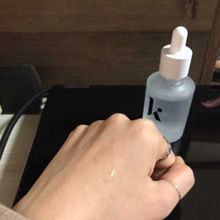 키노닉스 펀더멘탈 하이드레이팅 앰플 부스터 — 5점을 준 리뷰어가 2019년 3월 올린 사용 사진