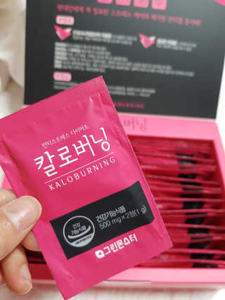 그린몬스터 안티스트레스 다이어트 칼로버닝 — 5점을 준 리뷰어가 2018년 4월 올린 사용 사진