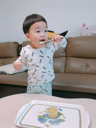 데르뜨 떠먹는 과일 3종, 짜먹는 과일 2종 총 10개 체험 — 5점을 준 리뷰어가 2020년 3월 올린 사용 사진