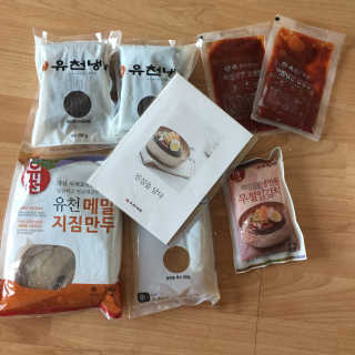유천냉면 유천 비빔냉면 2인분+메밀지짐만두 280g — 4.17점을 준 리뷰어가 2018년 6월 올린 사용 사진